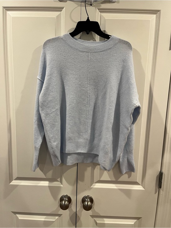 Vince Camuto Sweaters - Vince Camuto Small Frozen Light Blue Sweater
